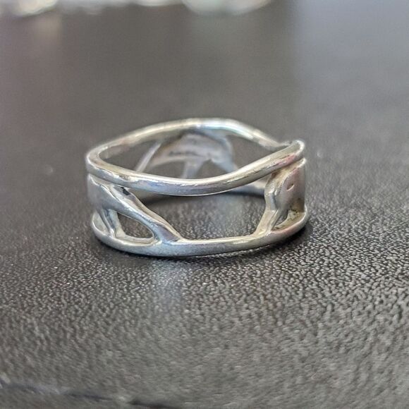 Marsala Company sterling silver dolphin ring size 8.5 - Picture 4 of 10